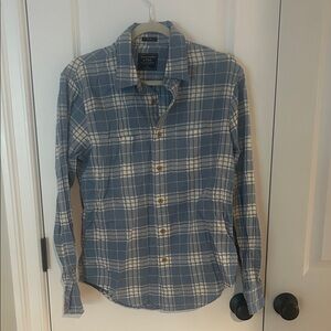 Women’s Blue and White Plaid Shirt